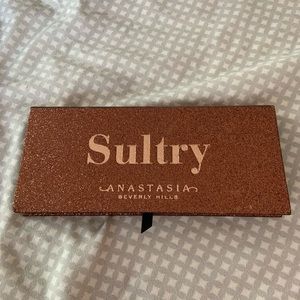 Anastasia sultry palette